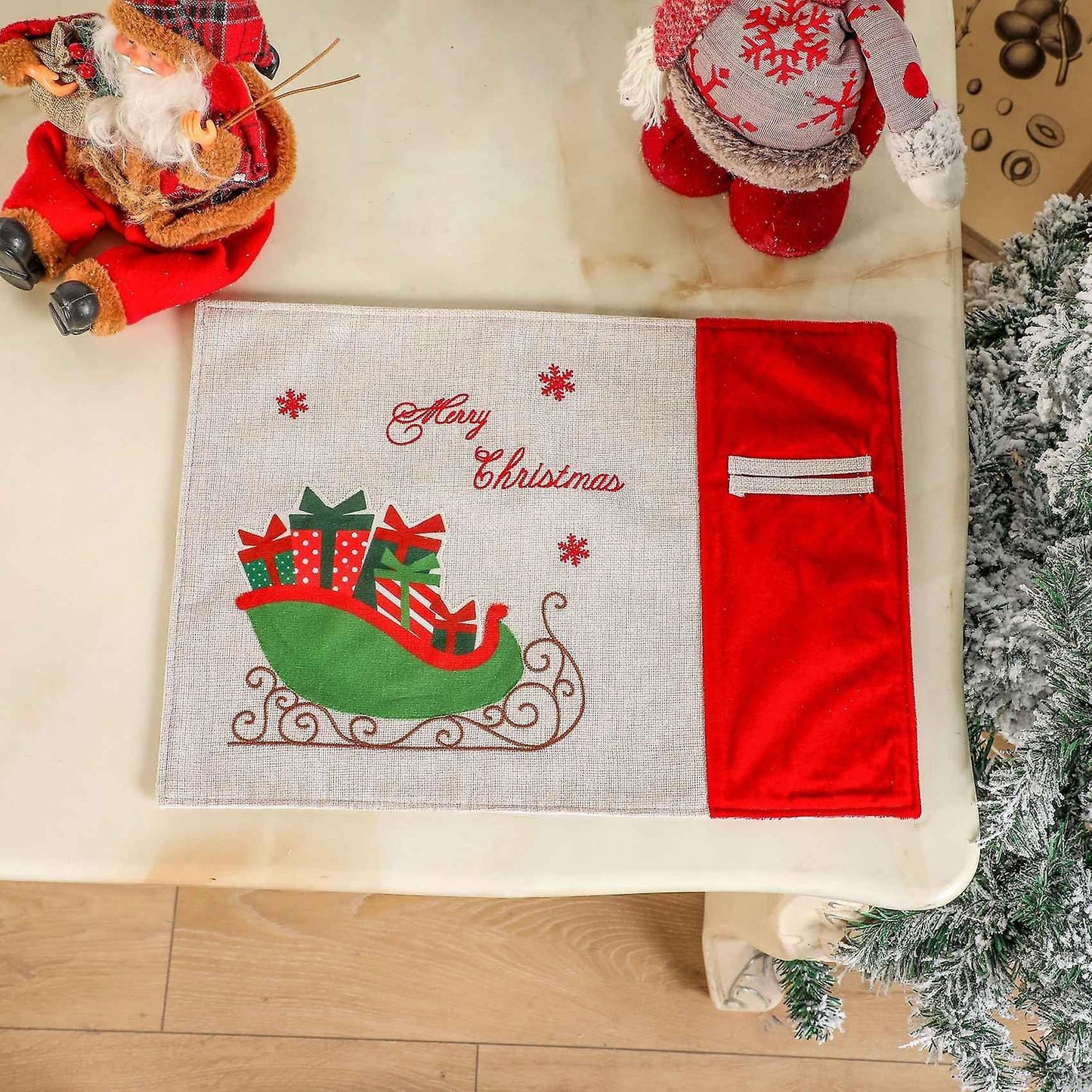 Christmas Decorations Red and Green Gift Carts Placemats,red