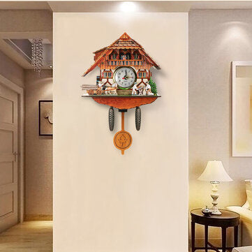 Wooden Retro European Style Wall Clock Three-dimensional Handcrafted Bird Wall Clock for Living Room