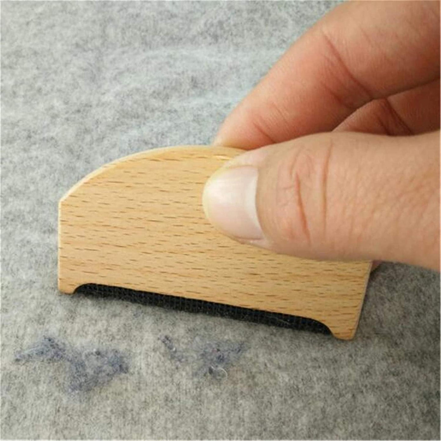 Fabric Lint Remover Clothing Brush Tool for De-pilling Clothing Care