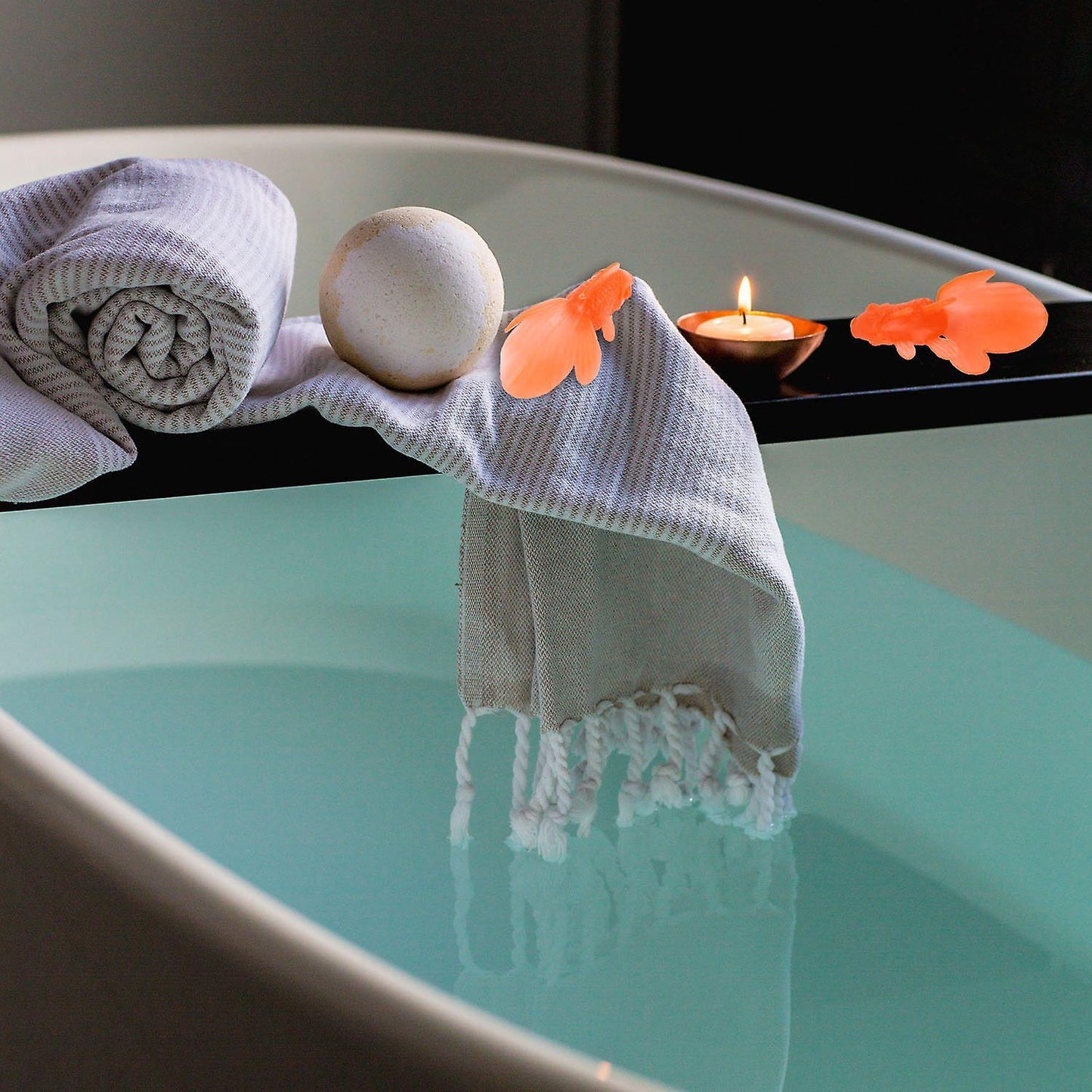 10 Pcs/lot Soft Rubber Gold Fish Baby Bath Toys Small Plastic Toys