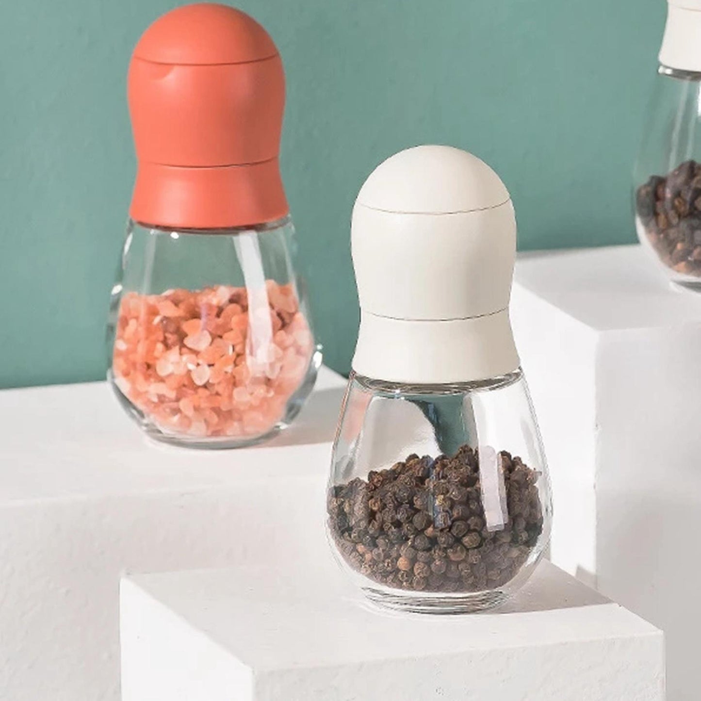Glass Salt and Pepper Grinders Kitchen Gadgets Spice Bottles-red