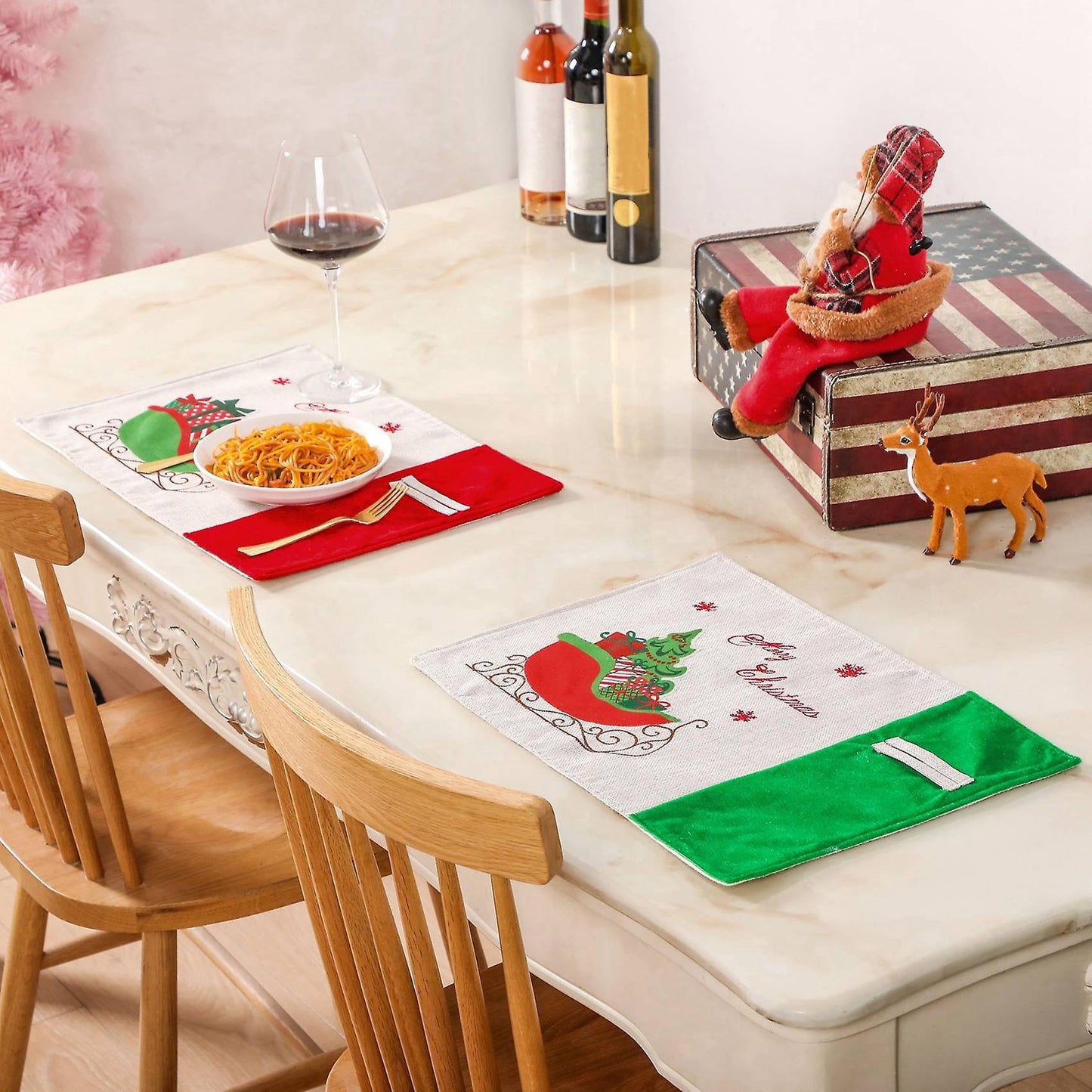 Christmas Decorations Red and Green Gift Carts Placemats,red