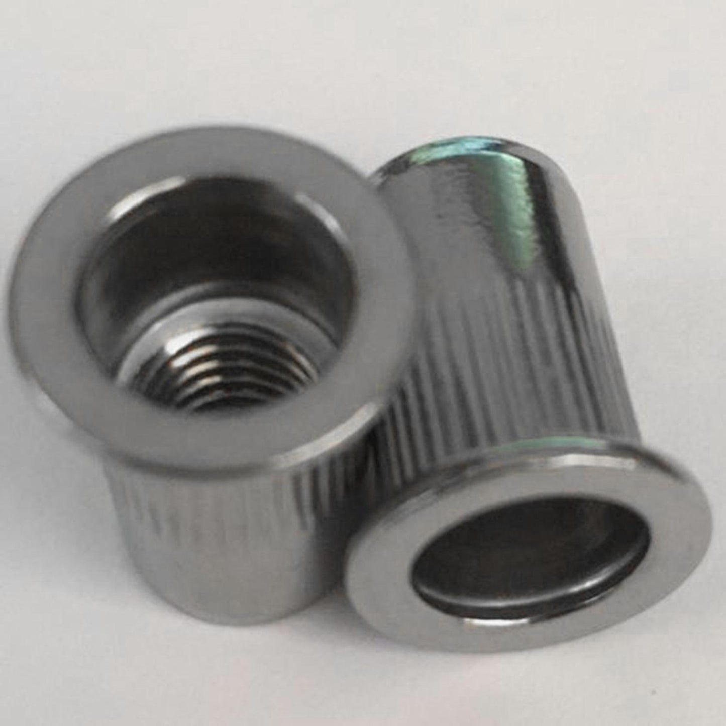 30pcs M8 Rivet Nuts Stainless Steel Threaded Rivet Insert Nuts