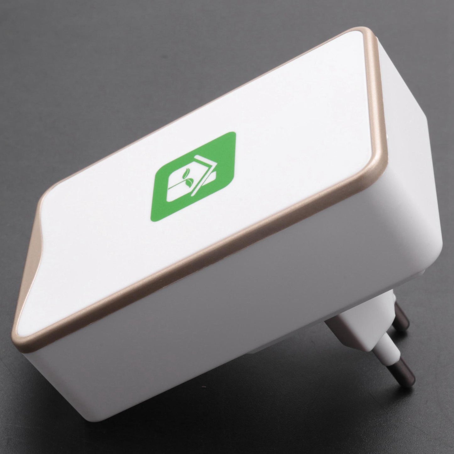 Air Purifiers Plug In, Portable Silent Air Purifier, Gold Eu Plug