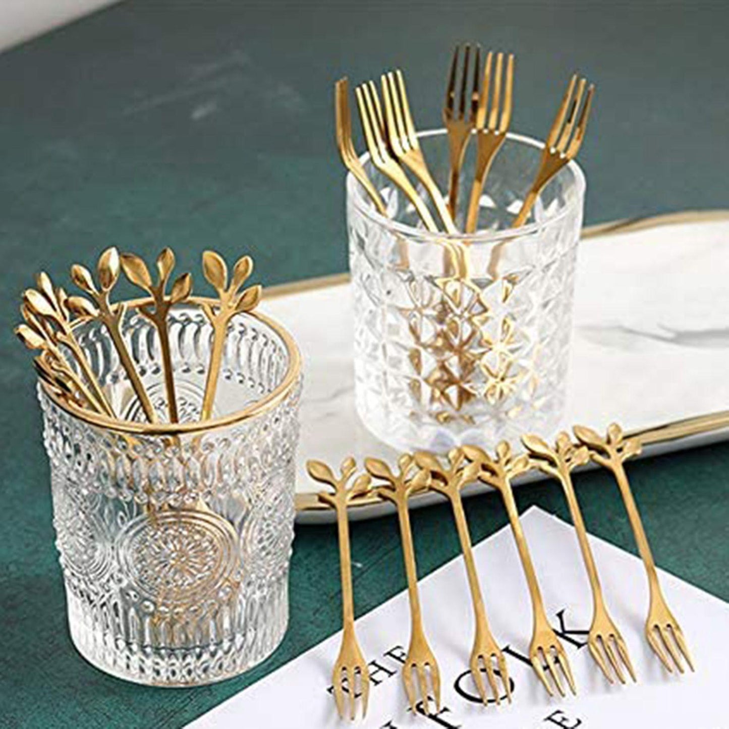 16pcs Dessert Spoon and Fork Set Creative Fruit Fork -silver