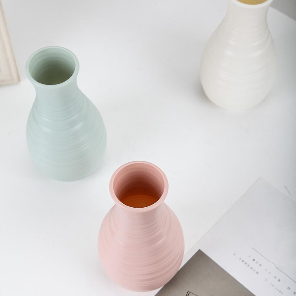 Hip Shape Plastic Material Vase 20cmx10.5cm Imitation Ceramic,white