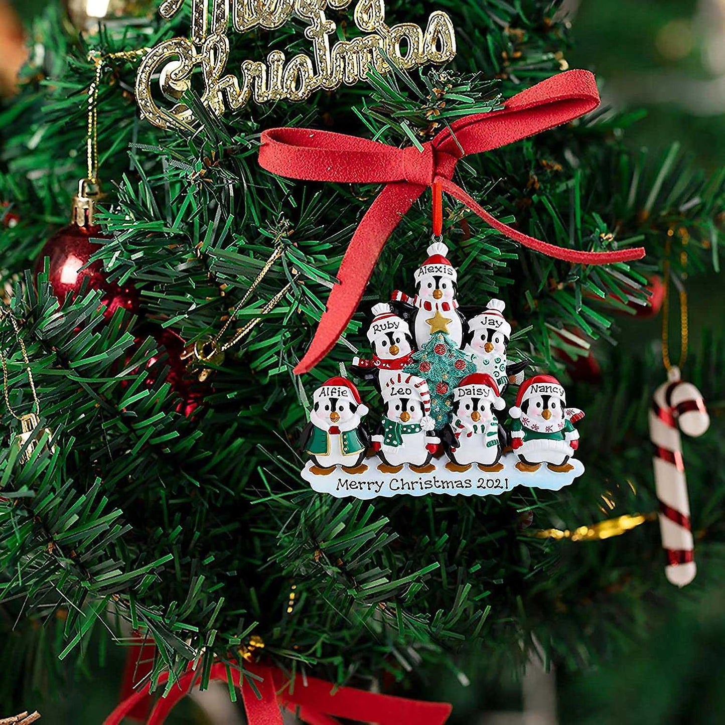 Personalized Penguin Family Christmas Tree Ornament (family Of 7)