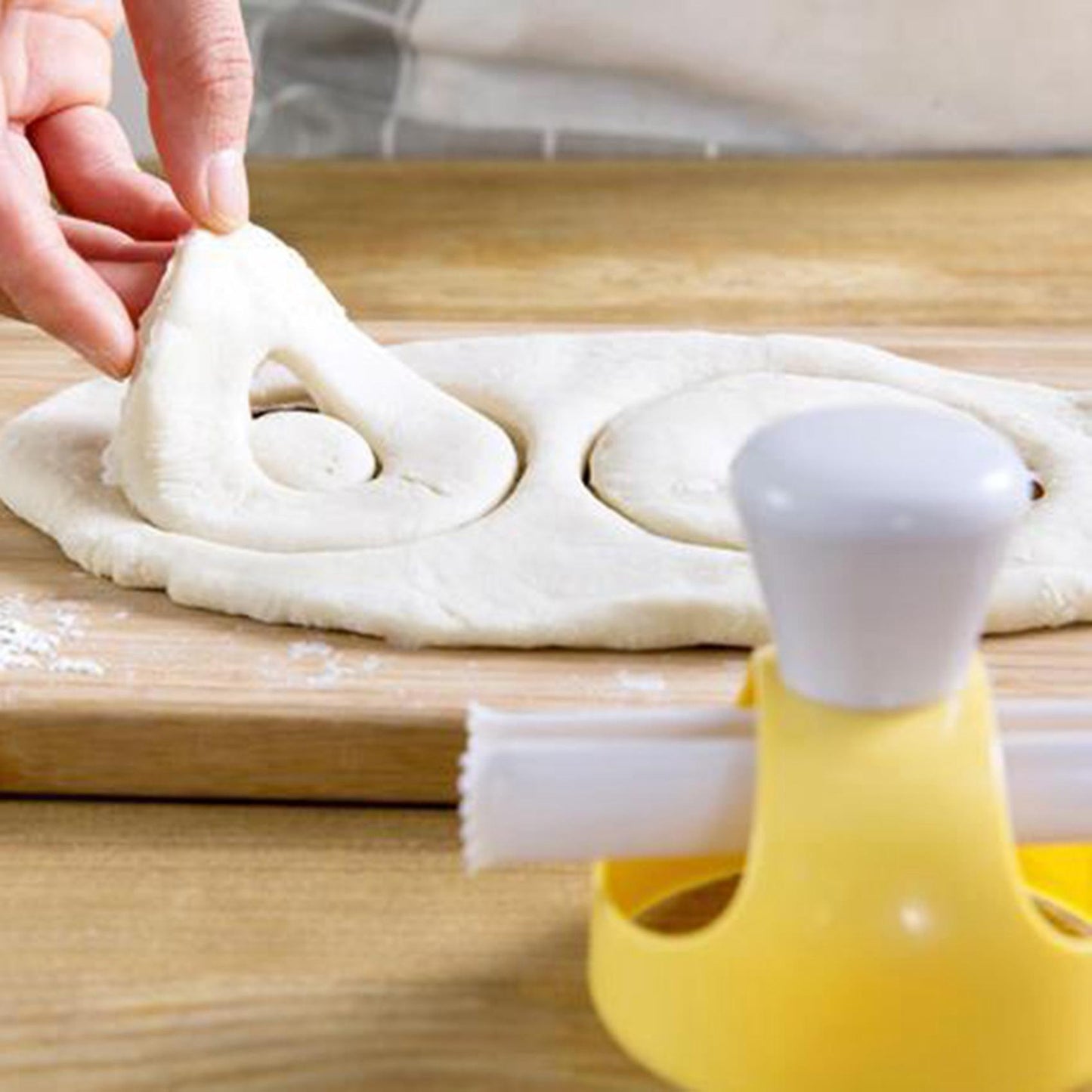 Donut Mold with Dipping Tongs, Hollow Bread Mold, Baking Tool, Mold